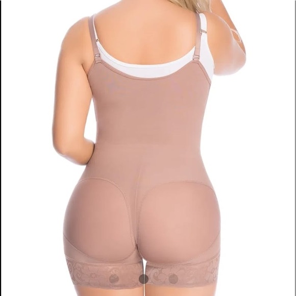 Fajate colombian made woman body shaper - Picture 2 of 4